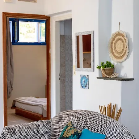 Tinos 2 Bedrooms 5 Persons By Mps Szálloda Chatzirados